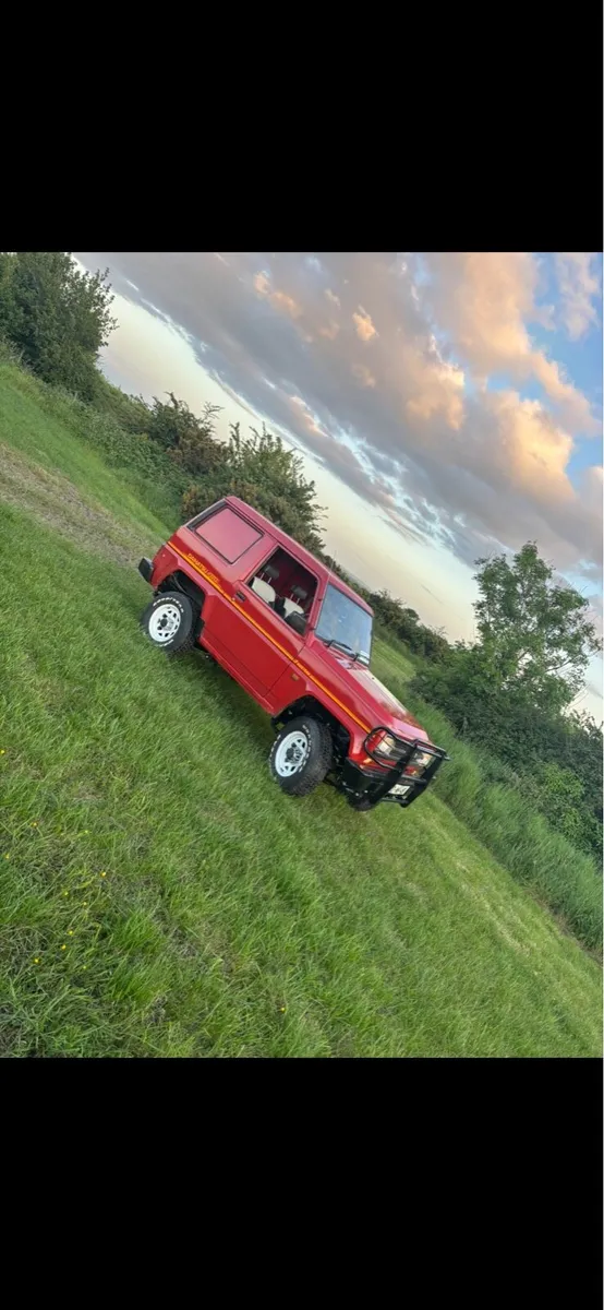Daihatsu fourtrak - Image 2