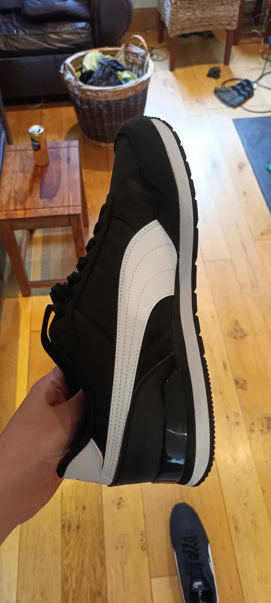 Shoes - Image 4