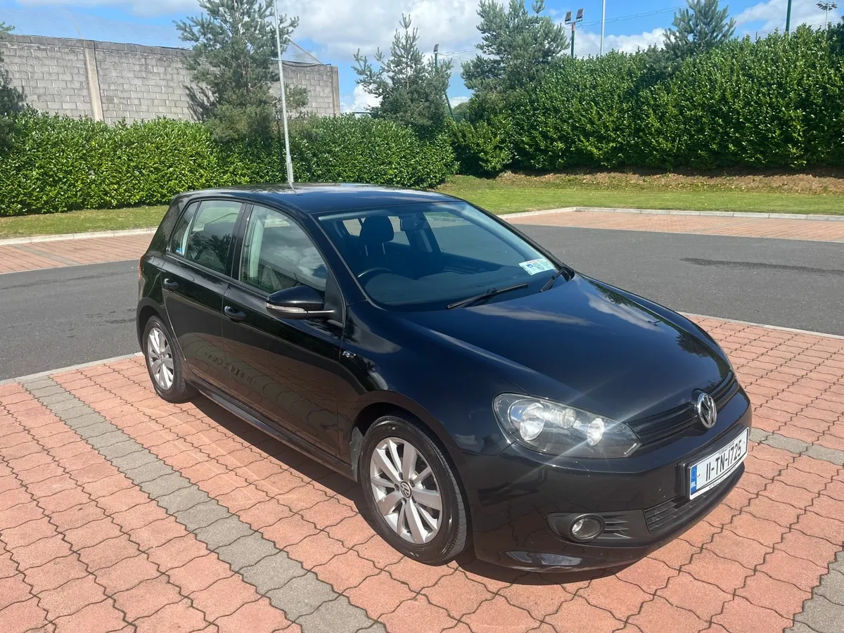 Volkswagen Golf R-Line 2011 - Image 1