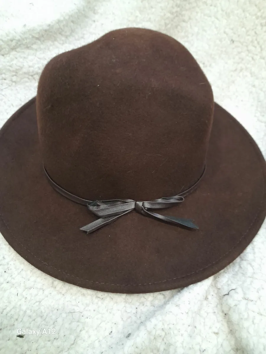 Two jasper conran ladies hats - Image 2