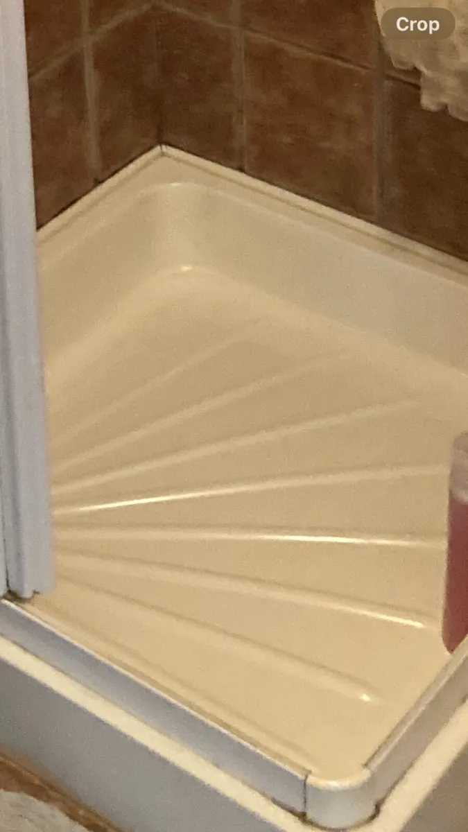 Shower tray
