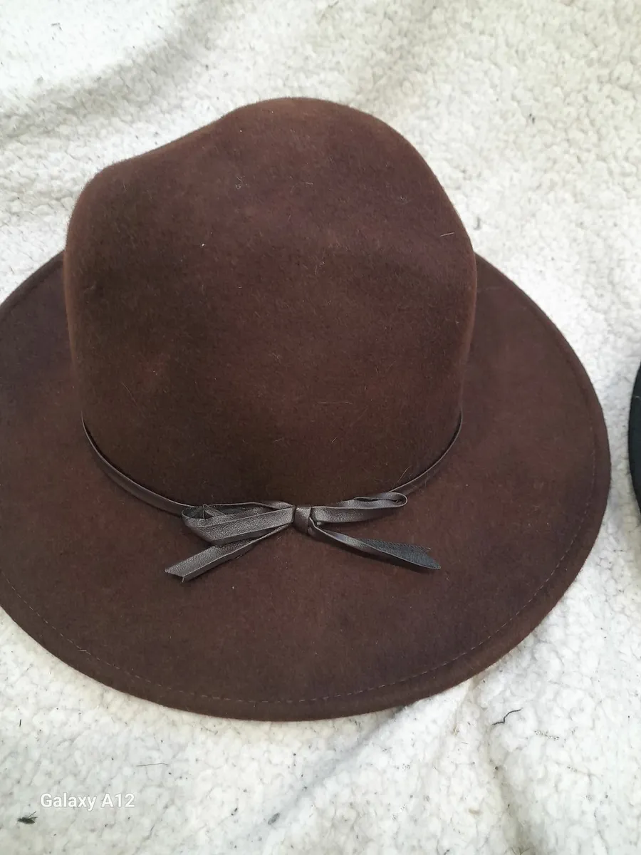 Two jasper conran ladies hats - Image 4