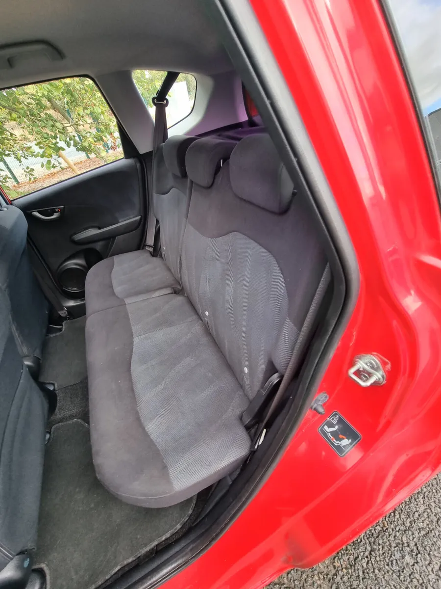€3650 Honda Jazz 2009 bargain 👌 nct&tax €3650 - Image 3
