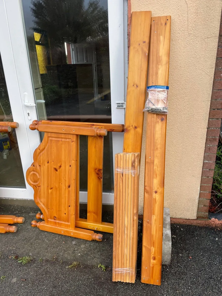 2 pine wooden single bed frames - Image 2