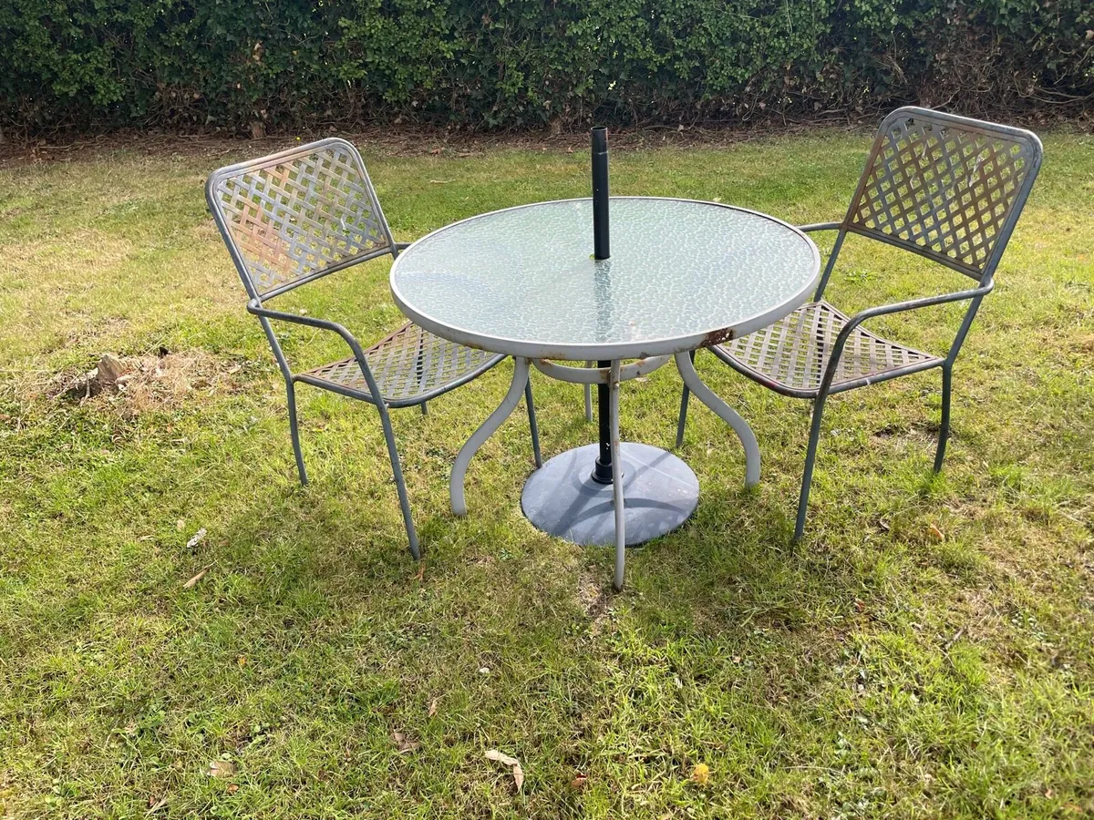 Garden furniture , table + chairs + parasol - Image 1