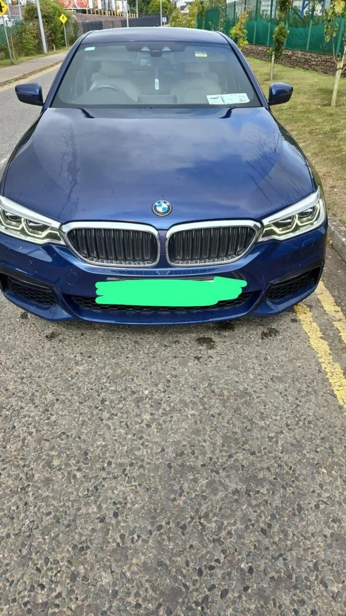 BMW 5-Series 2017 - Image 2