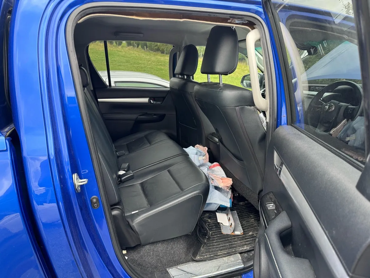 Toyota Hilux 2017 Parts - Image 4
