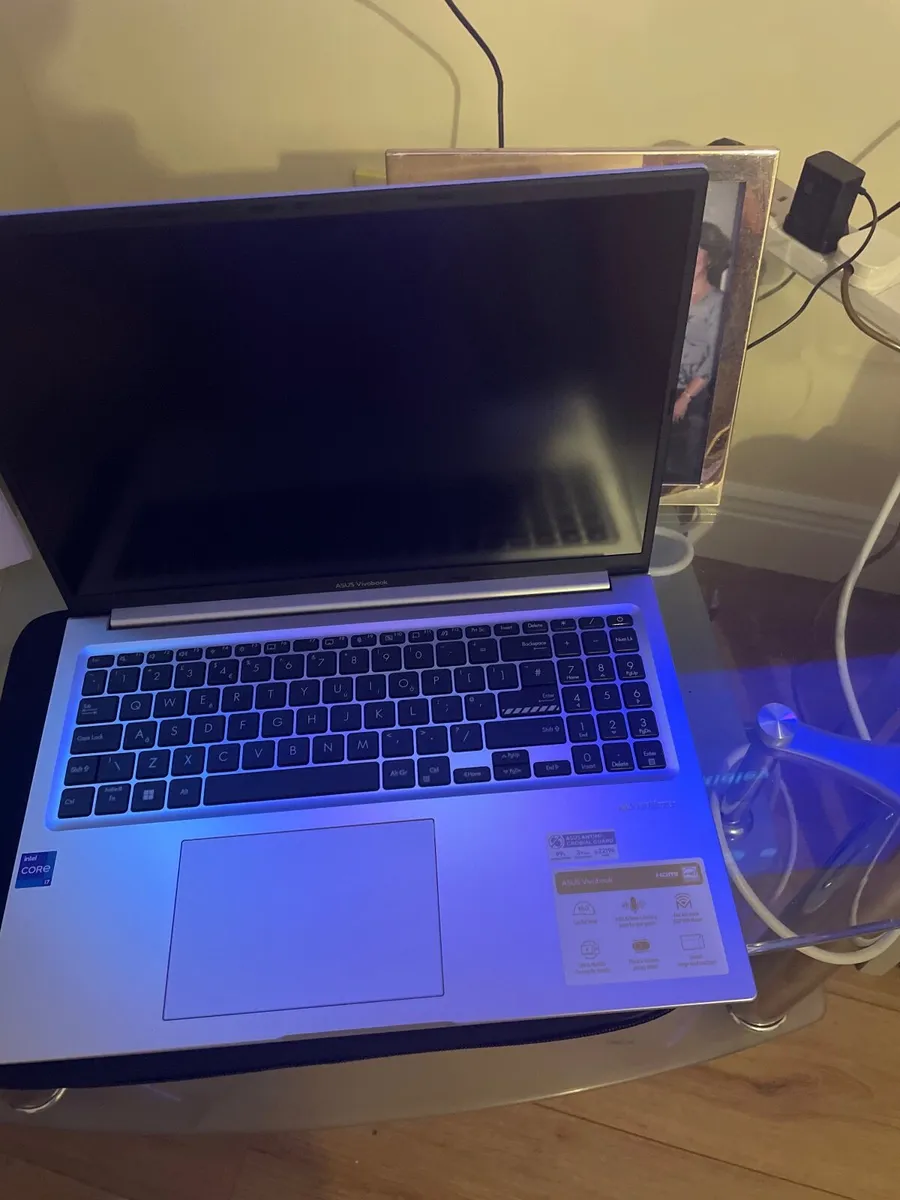 ASUS Vivobook - Image 2
