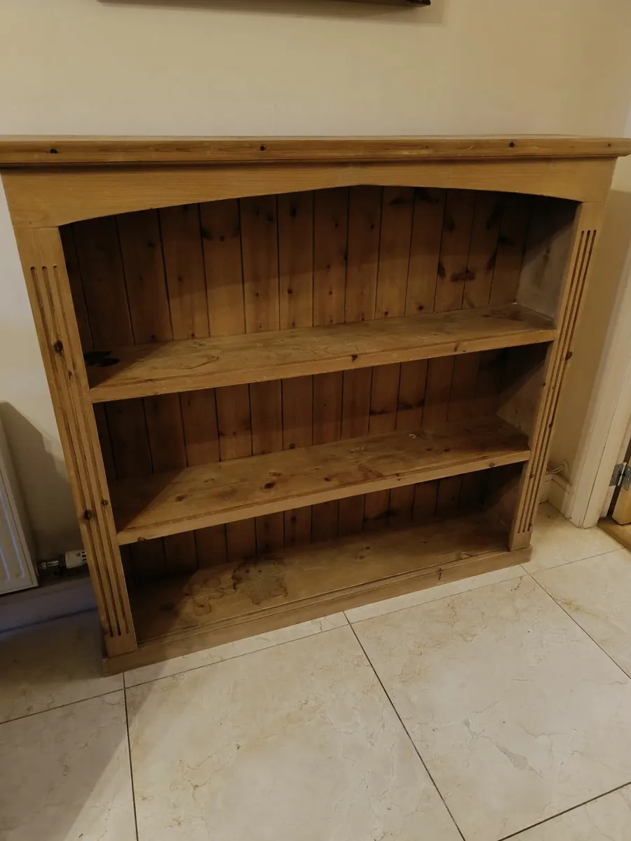 Vintage dresser - Image 1