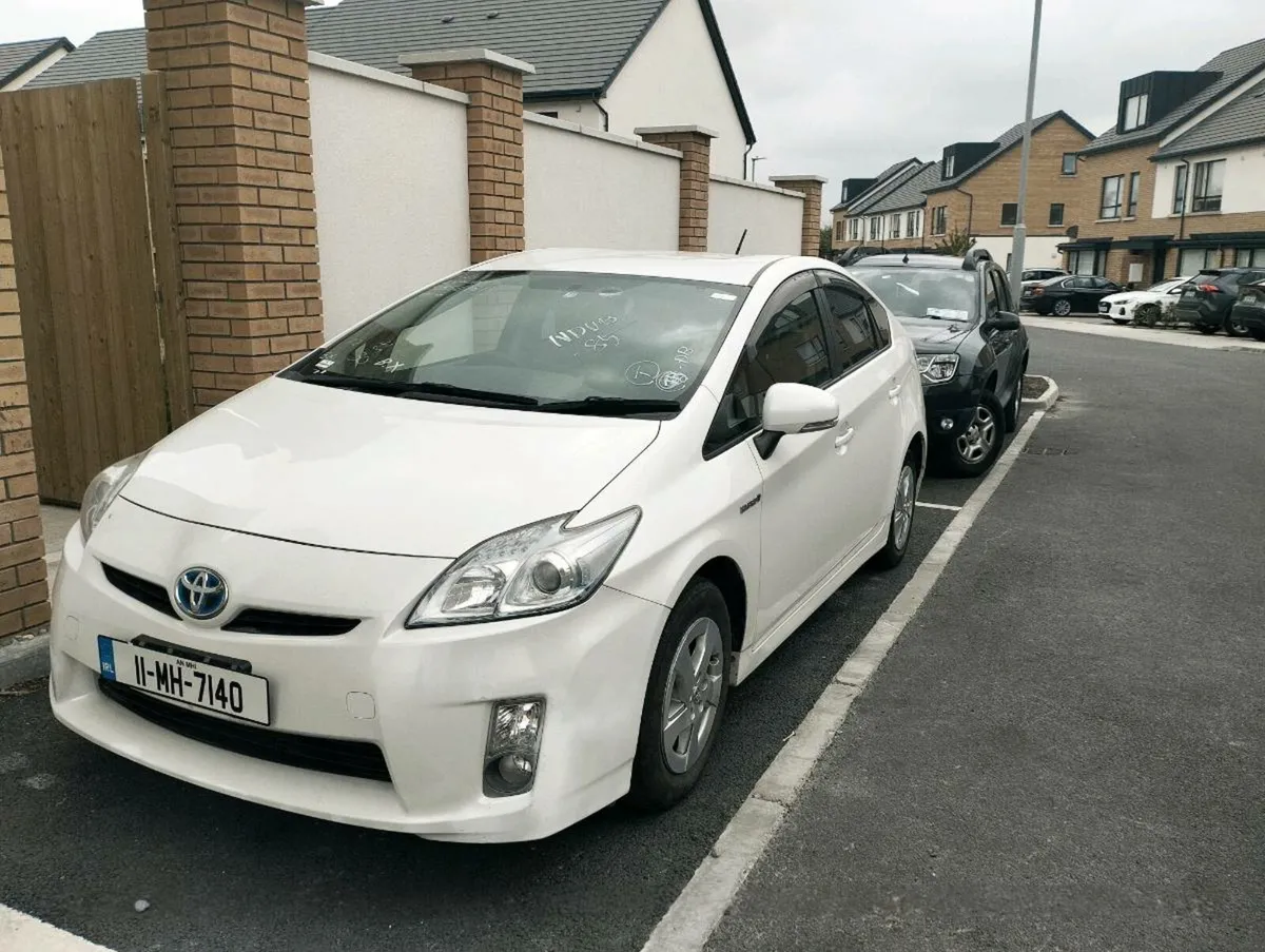 Toyota Prius Hybrid Automatic 1 Year NCT 136400KM - Image 3
