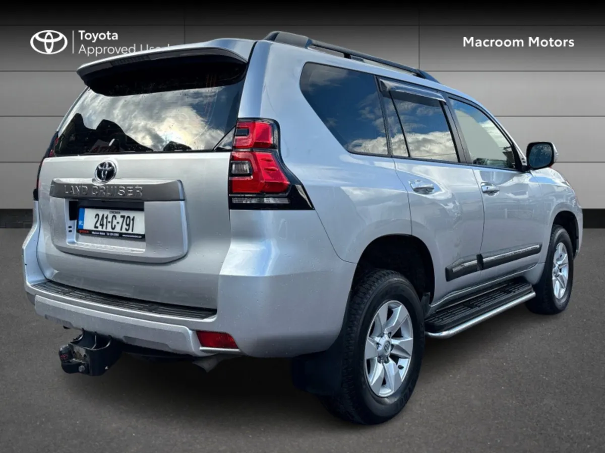 Toyota Land Cruiser LAND CRUISER LWB COMM A/T - Image 2