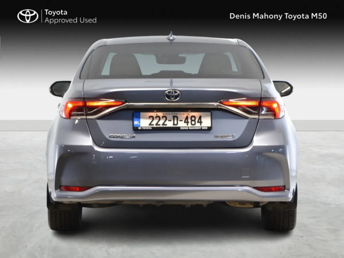 Toyota Corolla Hybrid Luna Auto - Image 4