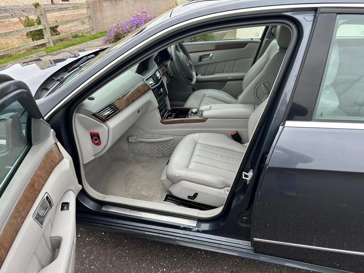 Mercedes E220 Diesel LP - Image 3