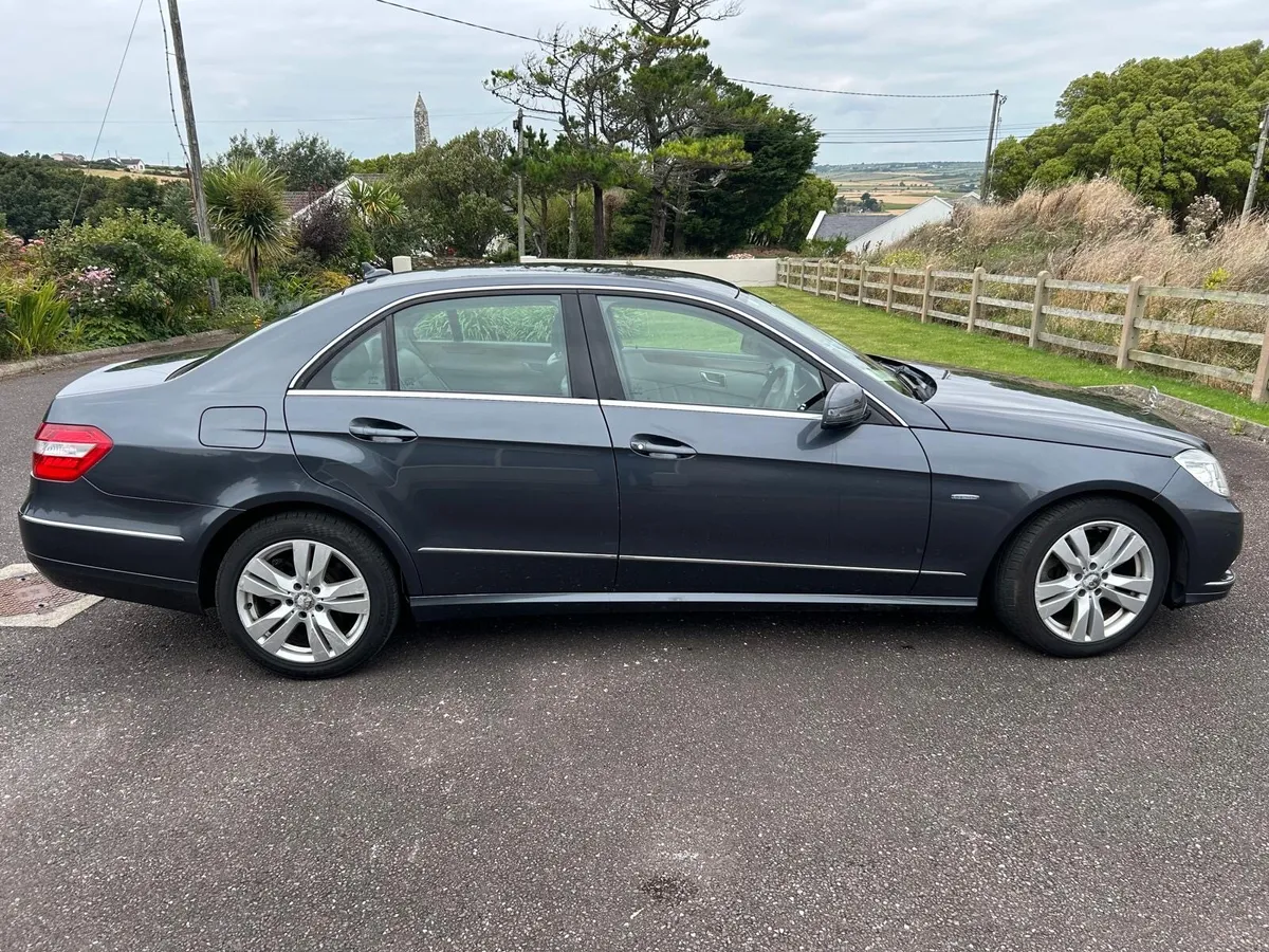 Mercedes E220 Diesel LP - Image 4