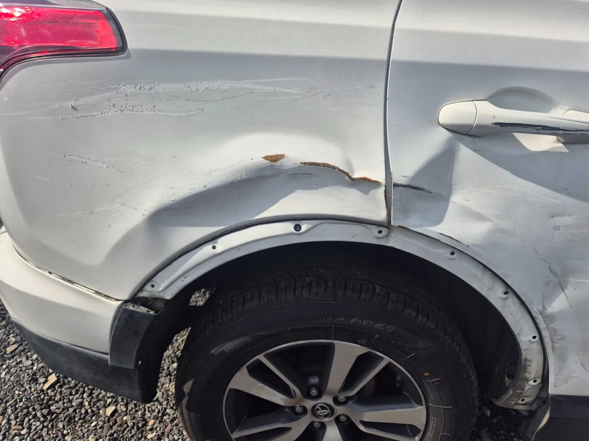Toyota RAV4 2016 - Image 3