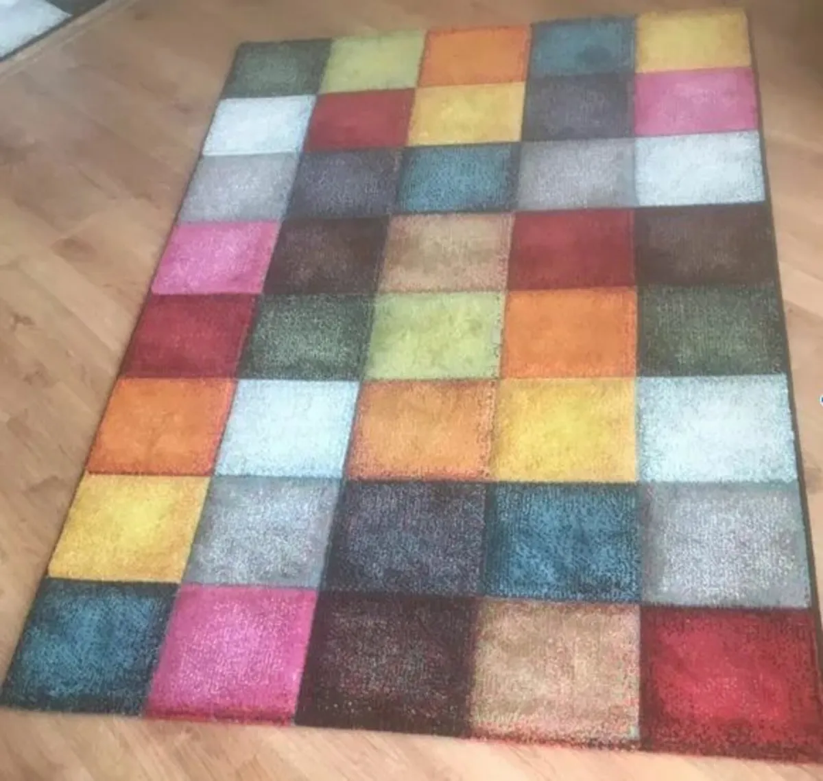 2x Large Rugs, Like New, rarely used
