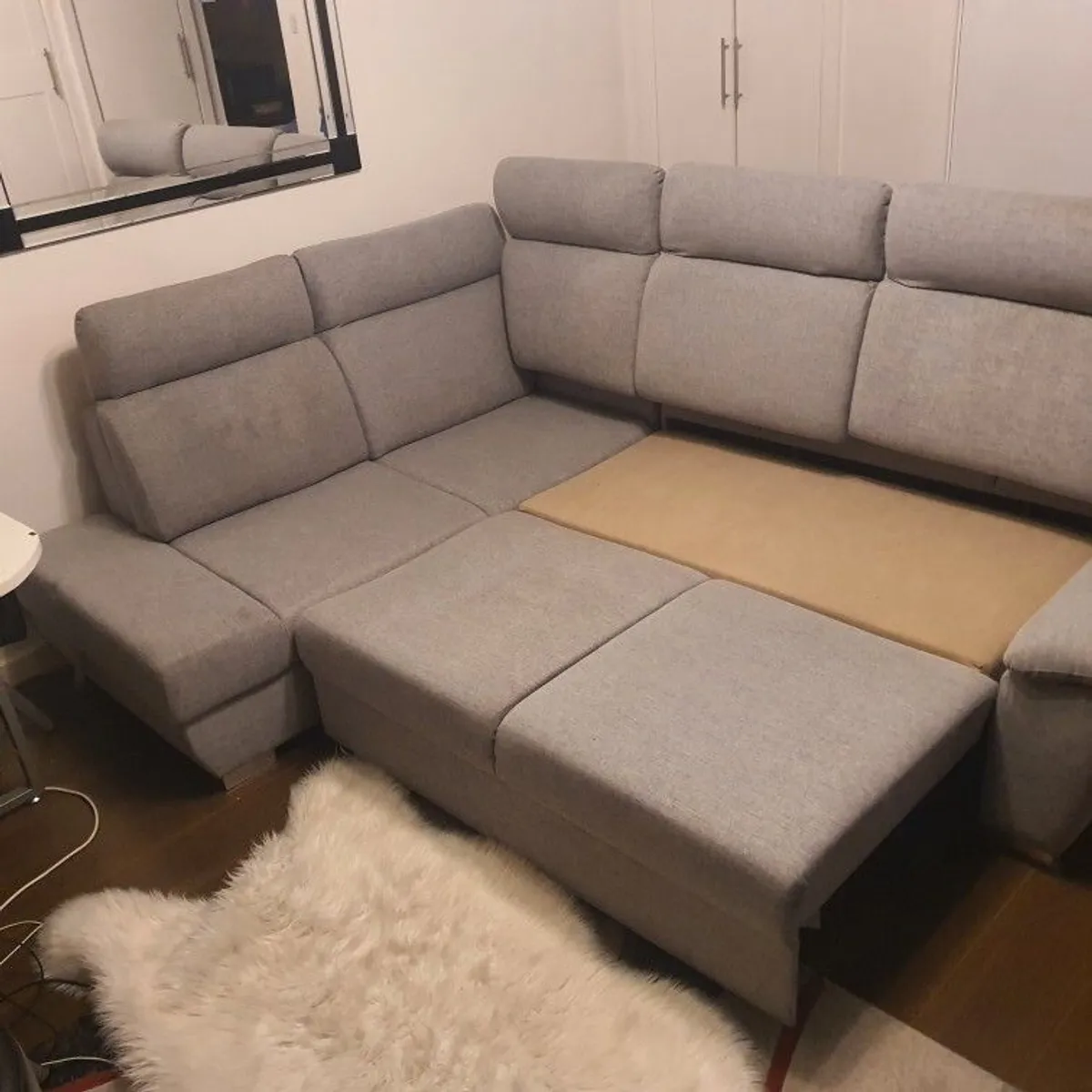 L shape couch - Image 1