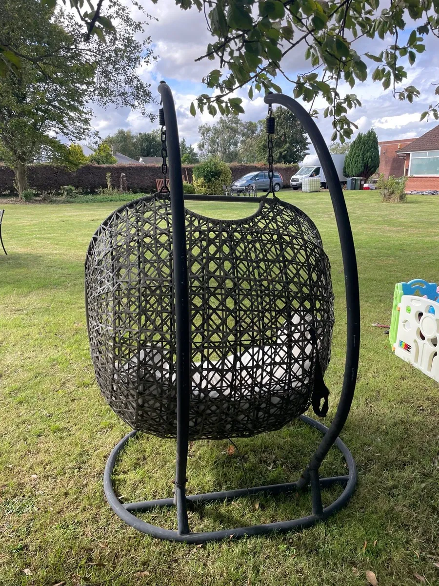 Double garden egg chair - Image 2