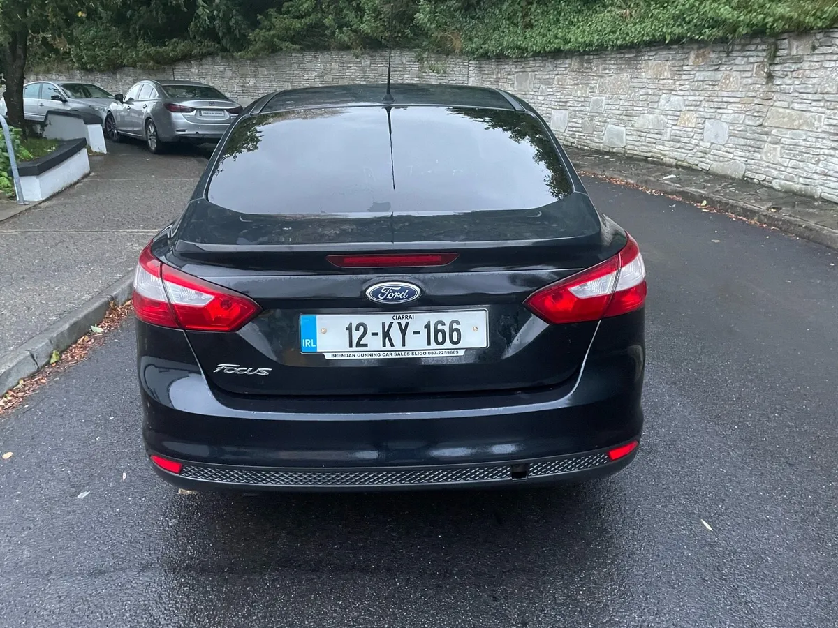 2012 Ford Focus 1.6Diesel Saloon NCT February 2026 - Image 4