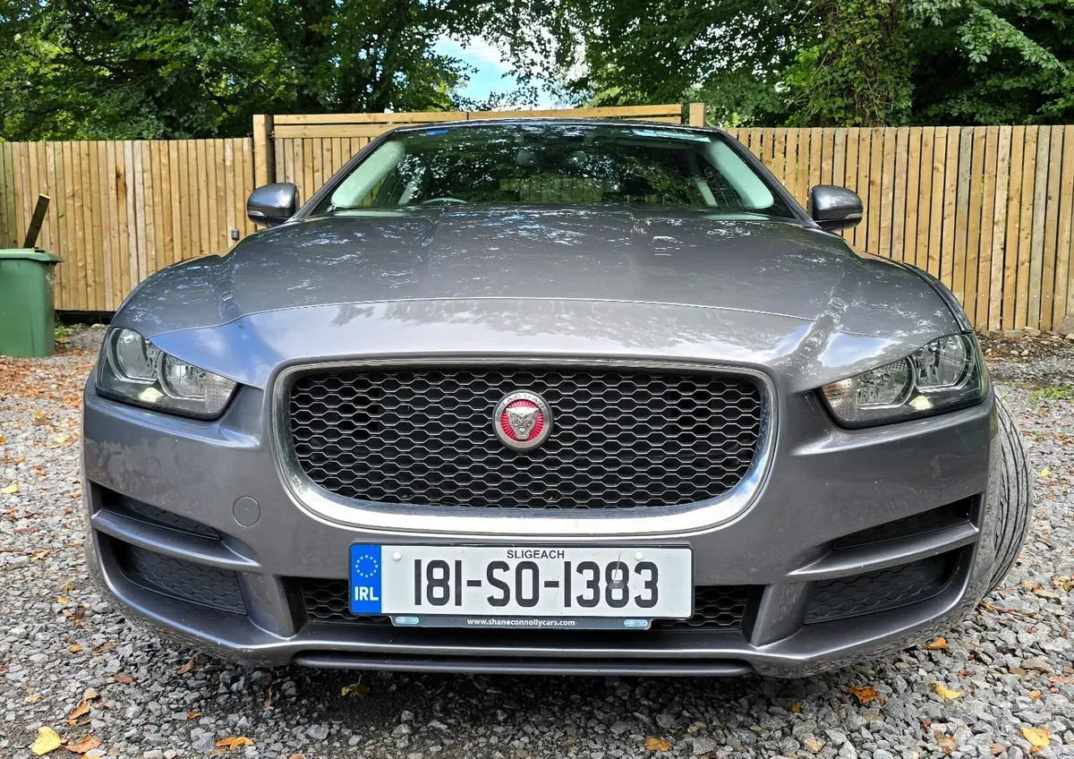Jaguar XE 2018 - Image 3