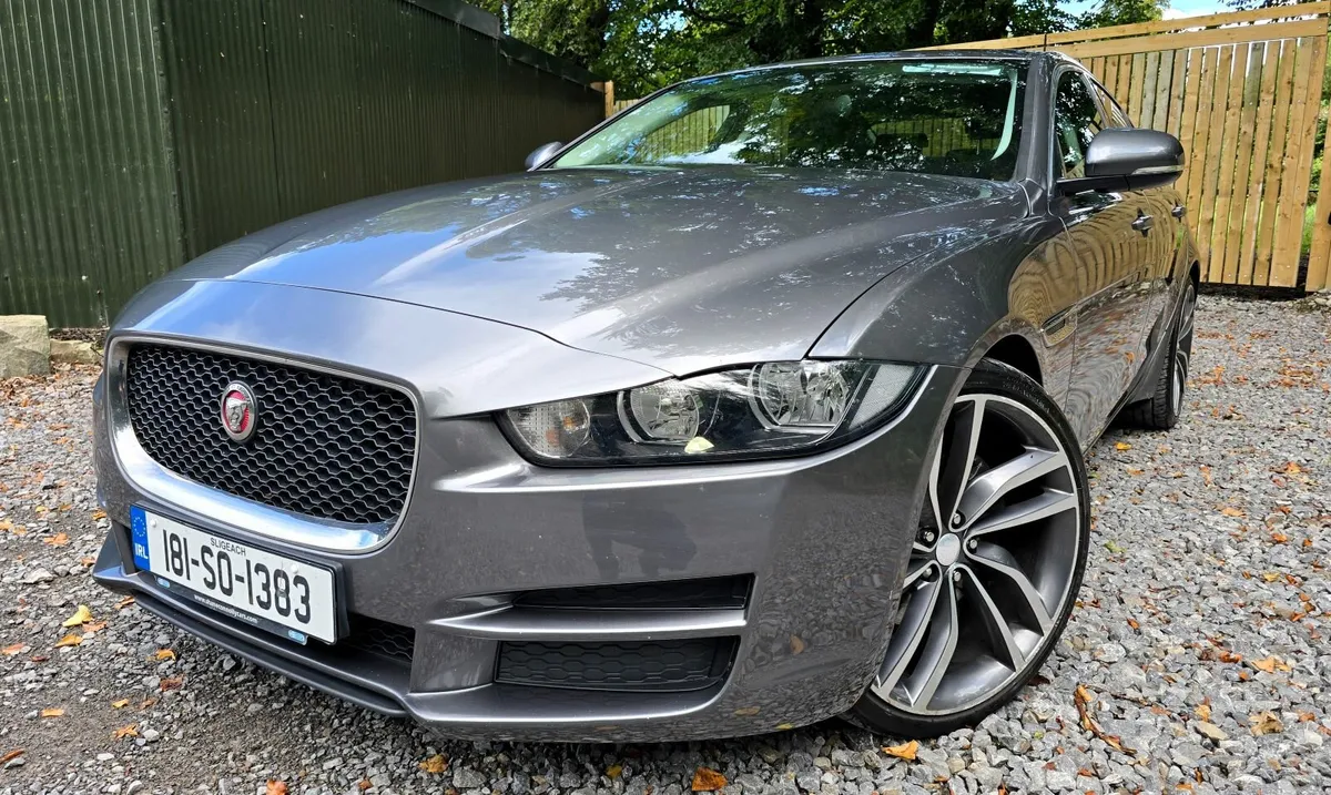 Jaguar XE 2018 - Image 4