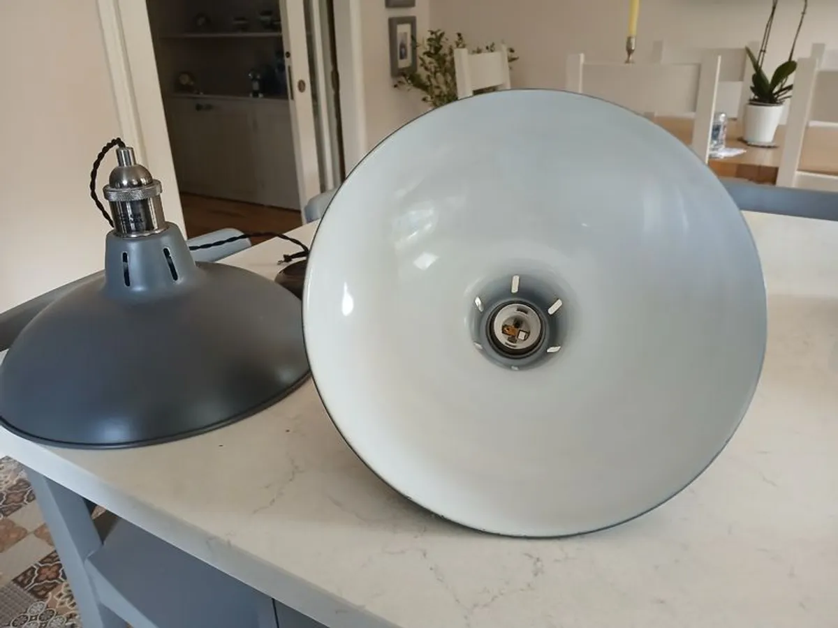 2 Pendant lights - Image 4