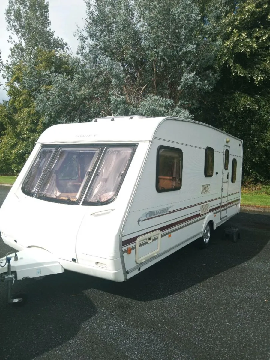 Caravan  5  berth - Image 1