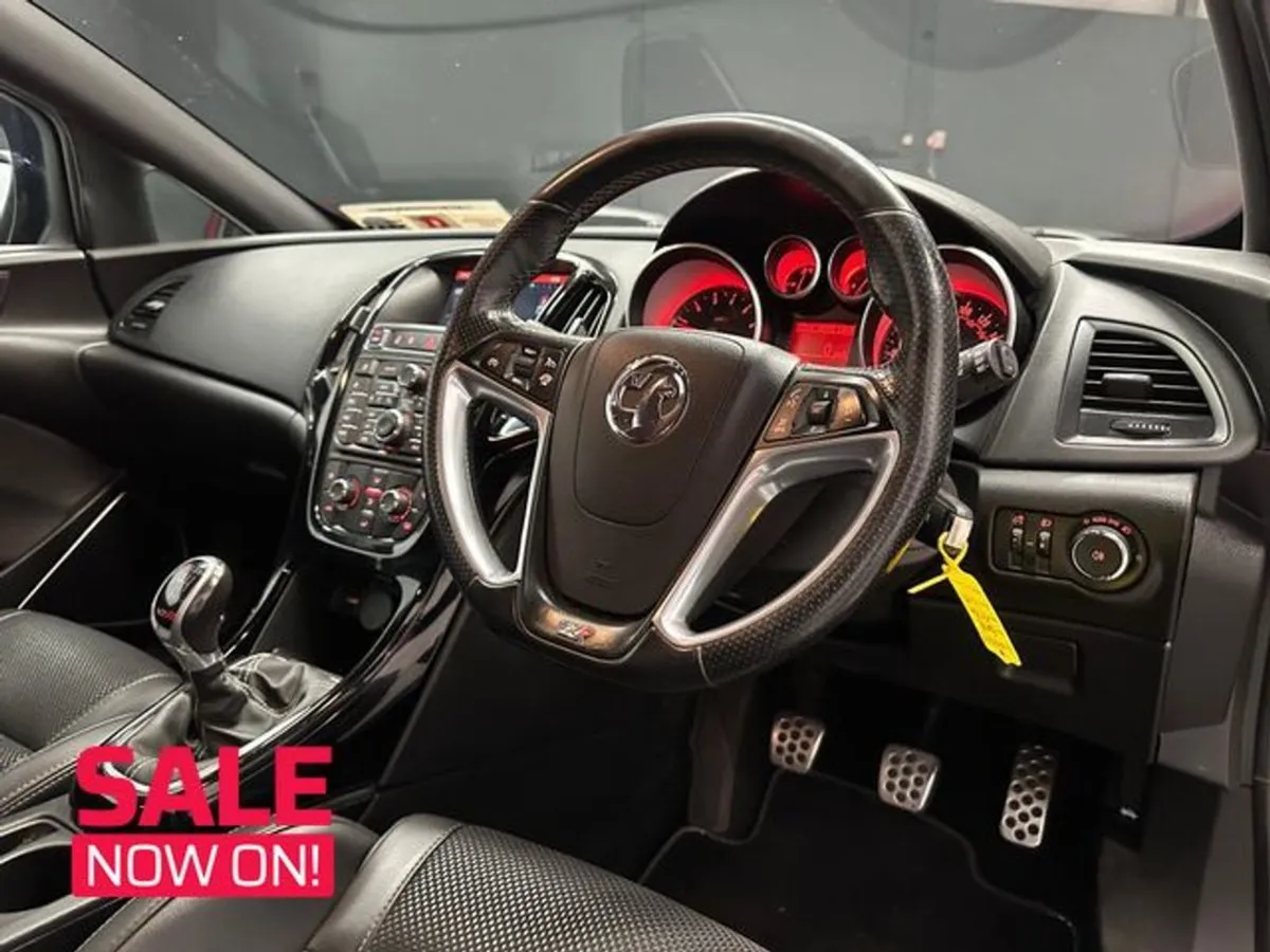 Vauxhall Astra VXR 2.0i 280PS Turbo - Straight Sa - Image 4