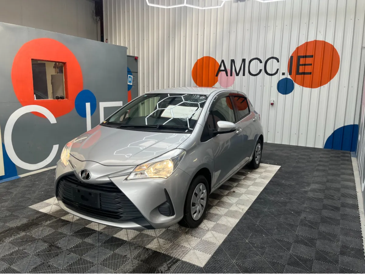 Toyota Vitz 1.0 PETROL / 63k KMs / REVERSE CAMERA - Image 3