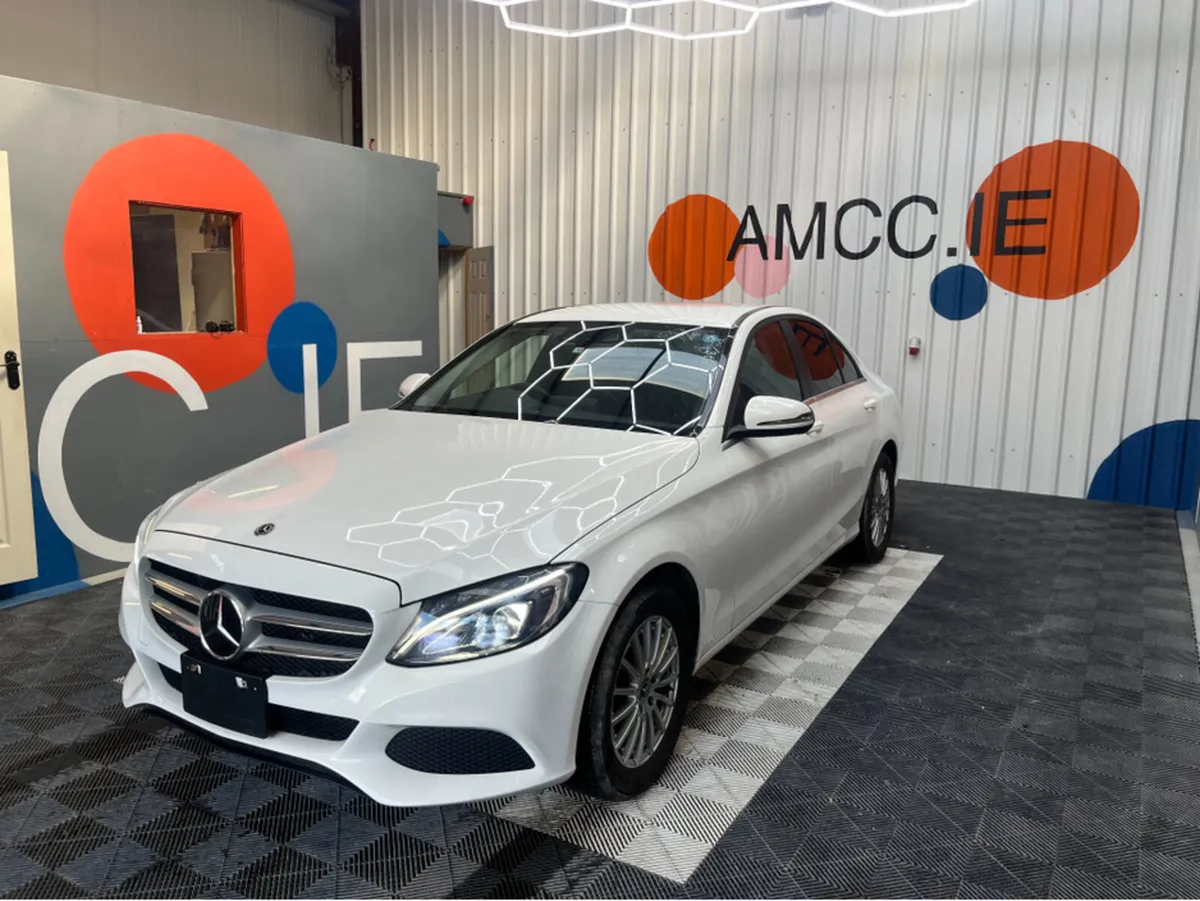 Mercedes-Benz C-Class C180 / 77k KMs / REVERSE CAM - Image 3