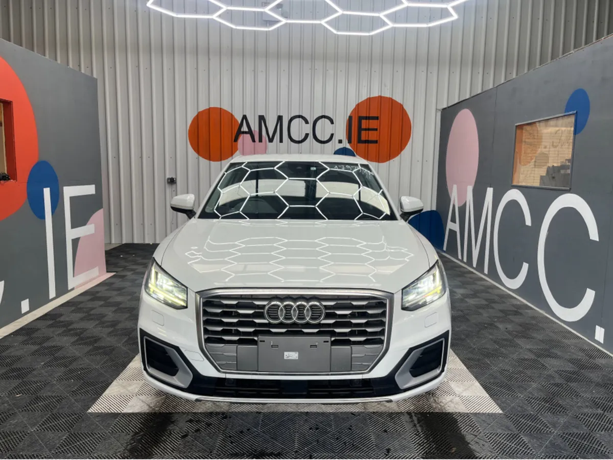 Audi Q2 1.0 TFSI SPORT / 33k KMs / HEATED SEATS , - Image 2