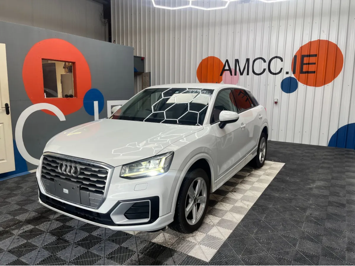 Audi Q2 1.0 TFSI SPORT / 33k KMs / HEATED SEATS , - Image 3
