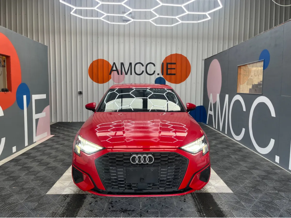 Audi A3 1.0 TFSI SPORT / 37k KMs / HEATED SEATS , - Image 2