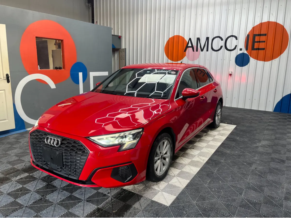 Audi A3 1.0 TFSI SPORT / 37k KMs / HEATED SEATS , - Image 3