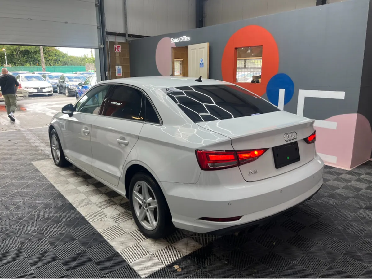 Audi A3 1.4 TFSI / 33k KMs / REVERSE CAMERA , ADAP - Image 4