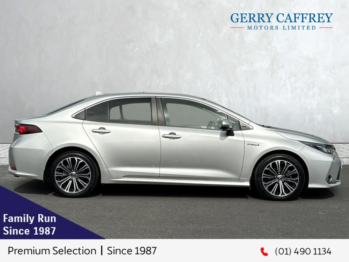 Toyota Corolla Hybrid Luna Sport Spec Automatic - Image 4