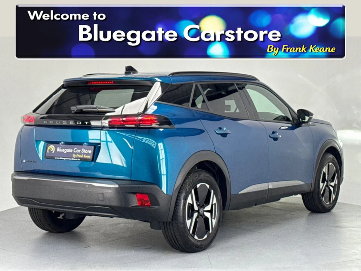 Peugeot 2008 ALLURE EV**KEYLESS START**MULTIFUNCTI - Image 4
