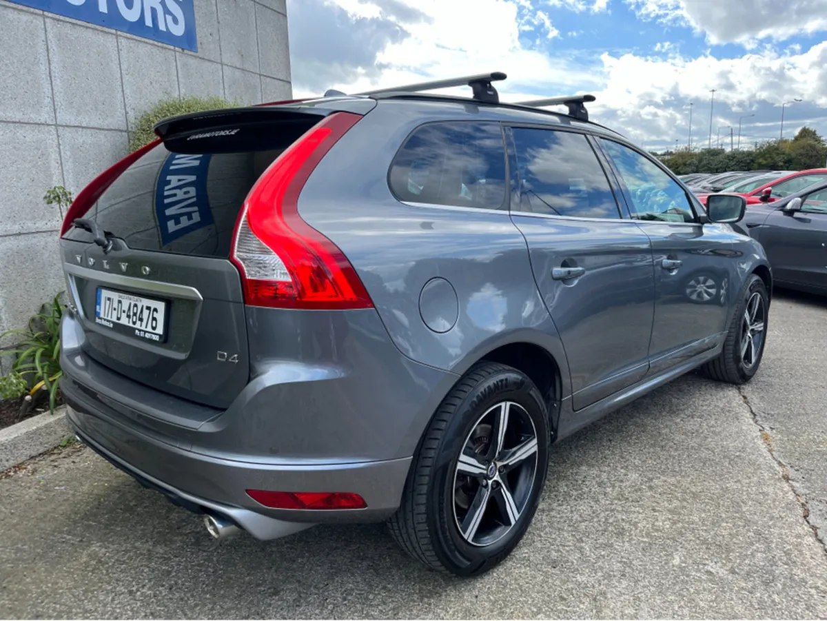 Volvo XC60 D4 R-DESIGN AUTOMATIC 2.0 DIESEL 190BHP - Image 4