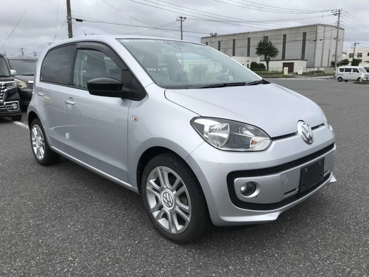 Volkswagen up! Silver Up, top spec, 1.0 litre, onl - Image 1