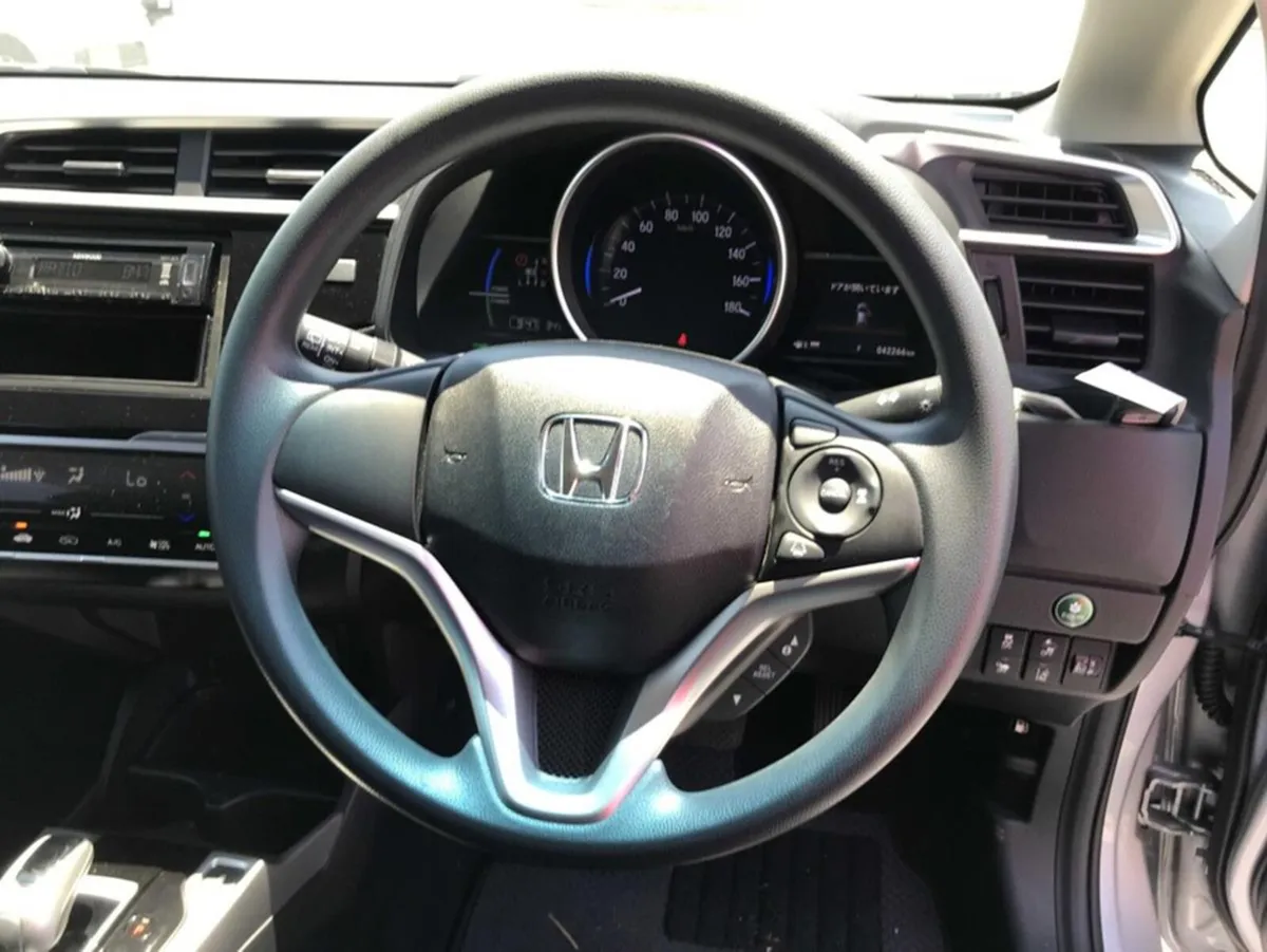 Honda Fit 2019 Honda Fit Hybrid low mileage , 42k - Image 3