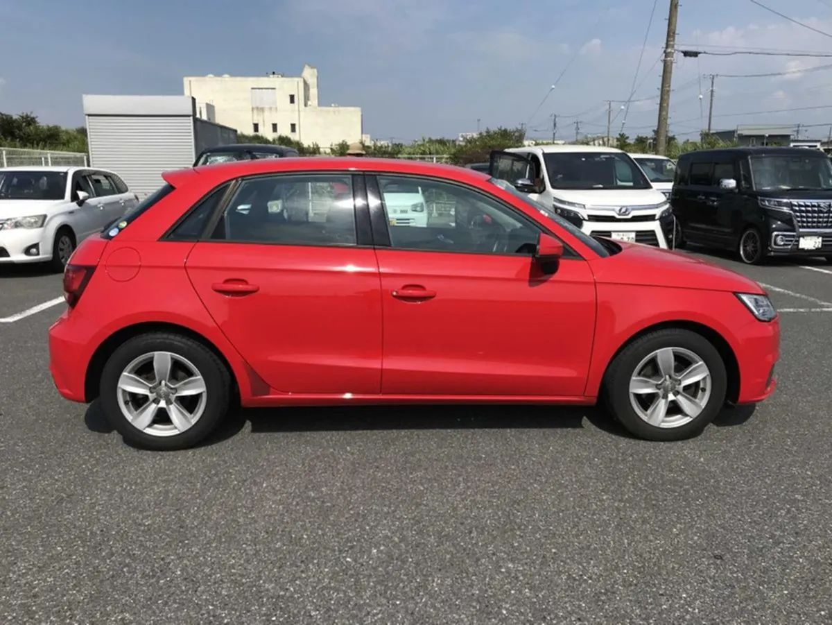 Audi A1 Red Audi A1 5 door 1.0 litre Auto 44k on t - Image 3
