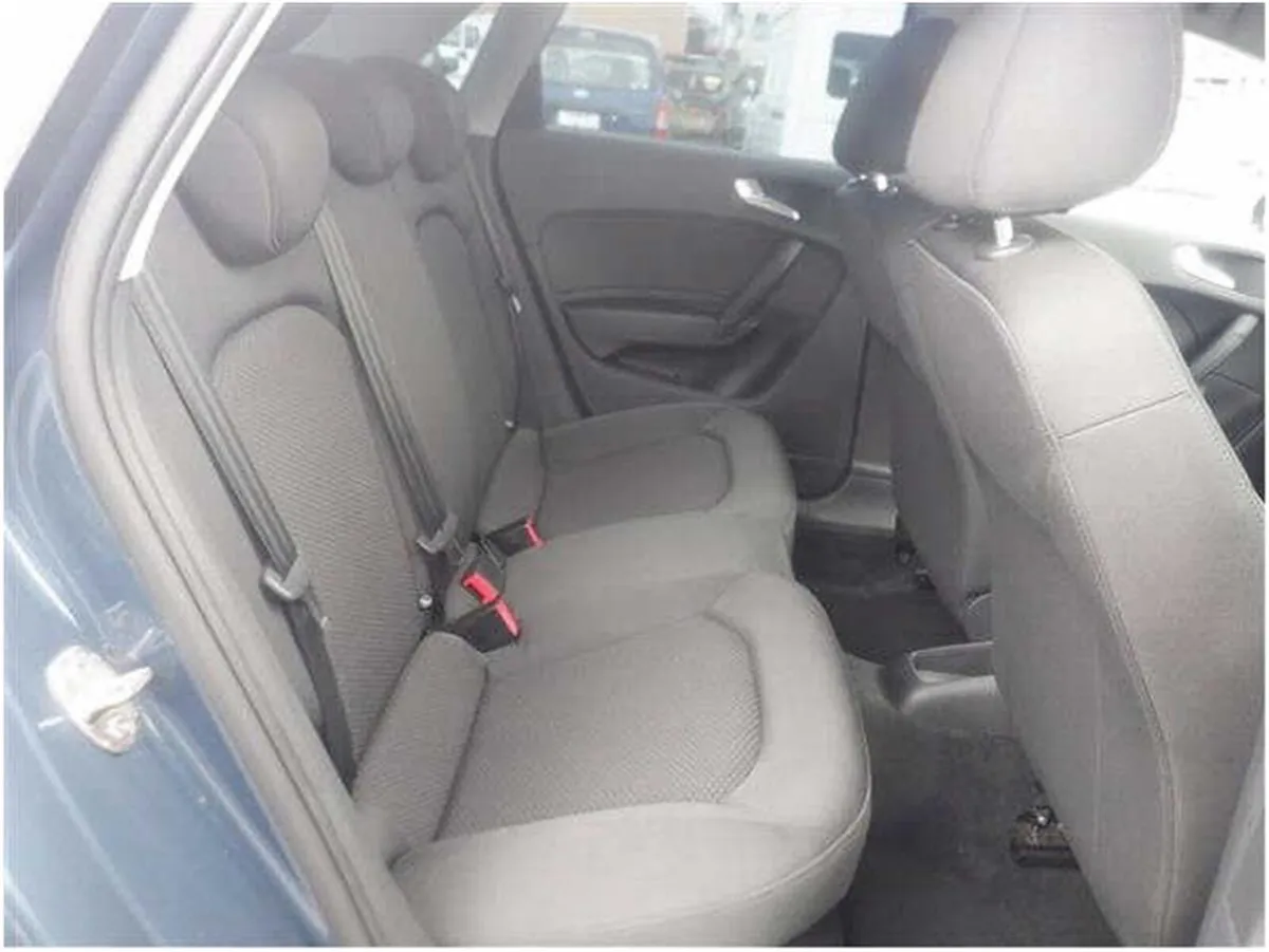 Audi A1 Audi A1 Blue 5 door , only 5 K on the cloc - Image 2
