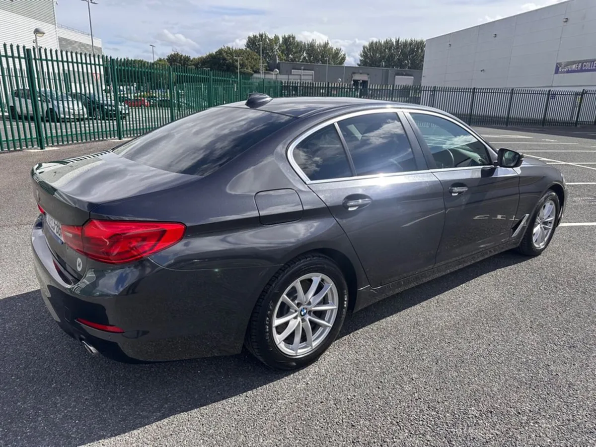 BMW 5-Series 520 D, SE BUSINESS, AUTOMATIC, SERVIC - Image 3