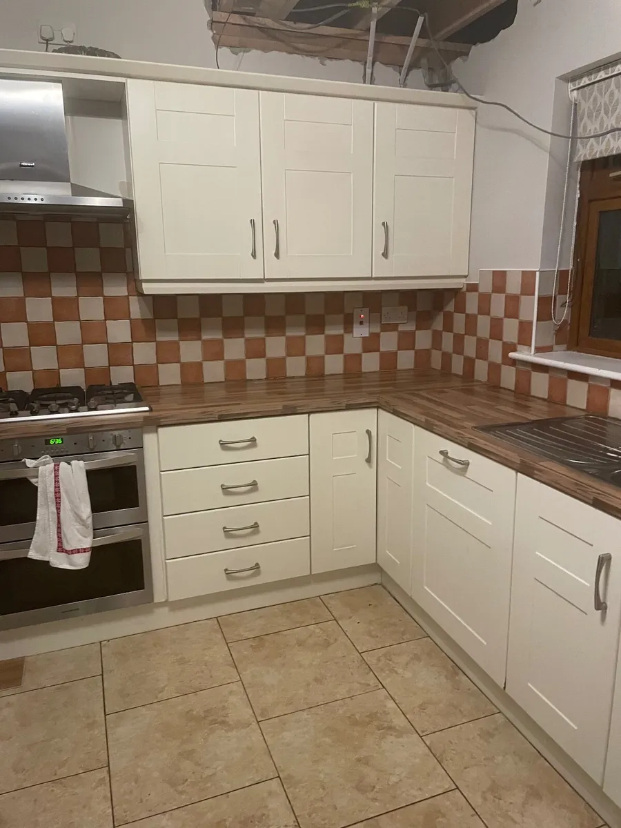 Kitchen - Image 2
