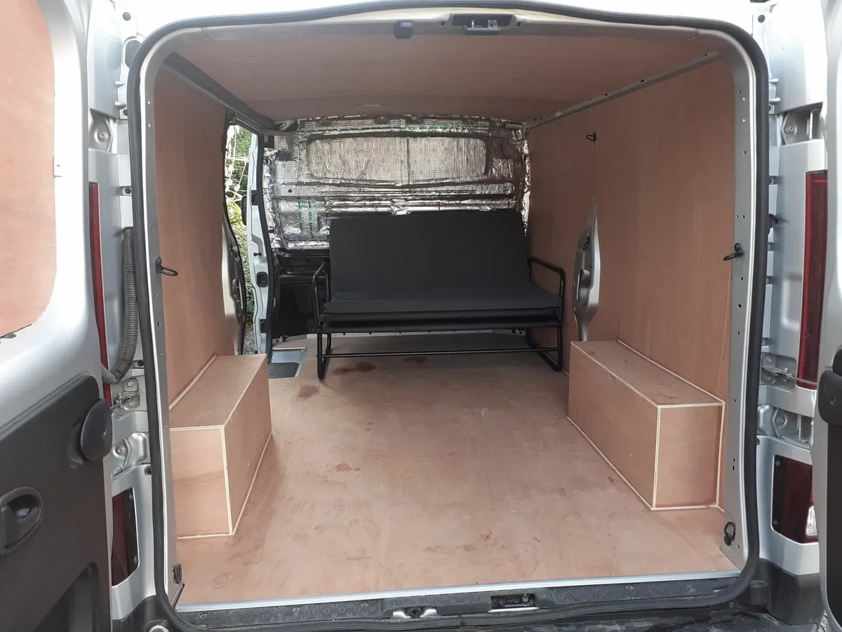 Renault Trafic Sport 2019 LWB Work/Stealth Camper. - Image 4
