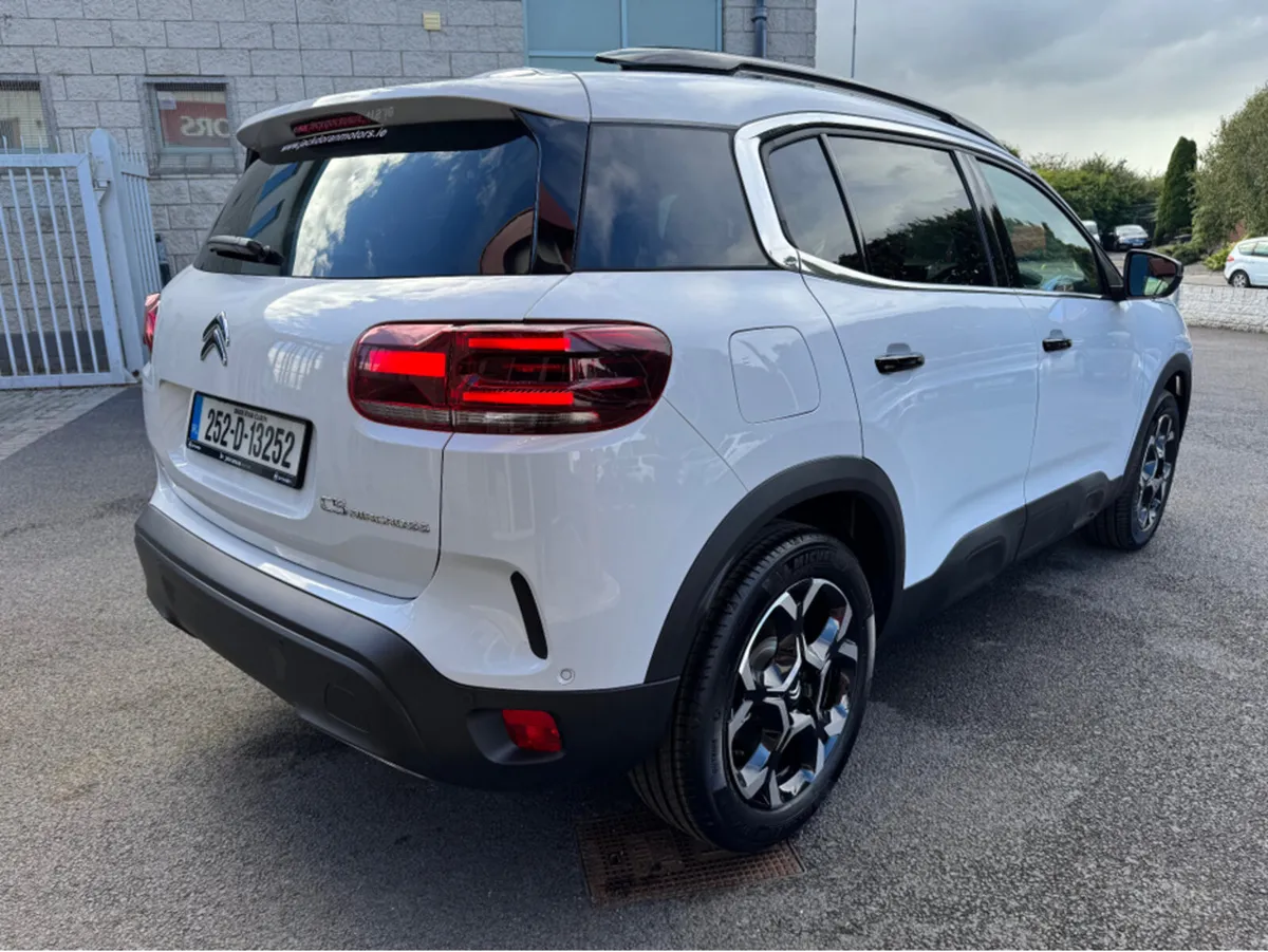 Citroen C5 Aircross PLUS PACK BLUE HDI 13 - Image 2