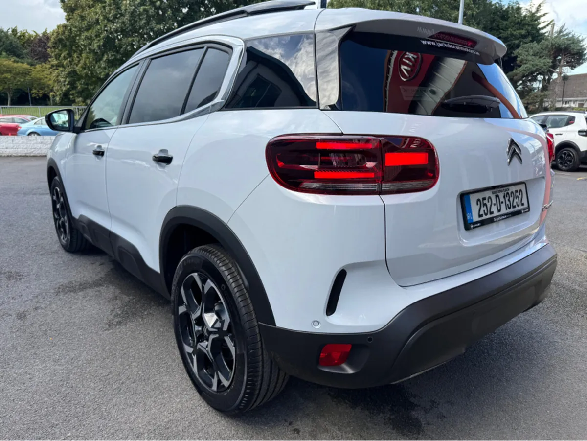 Citroen C5 Aircross PLUS PACK BLUE HDI 13 - Image 4
