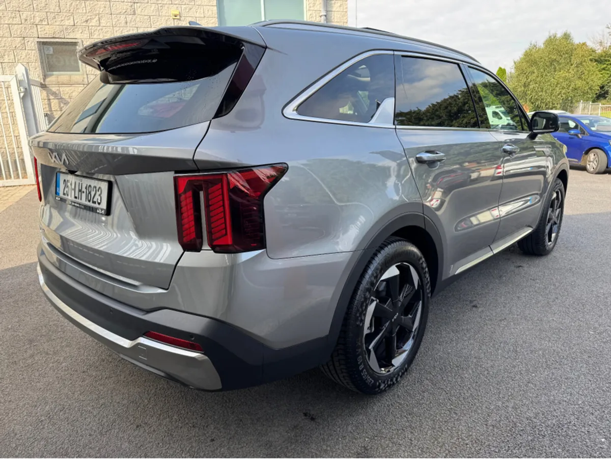 Kia Sorento DSL PE 7S - Image 2