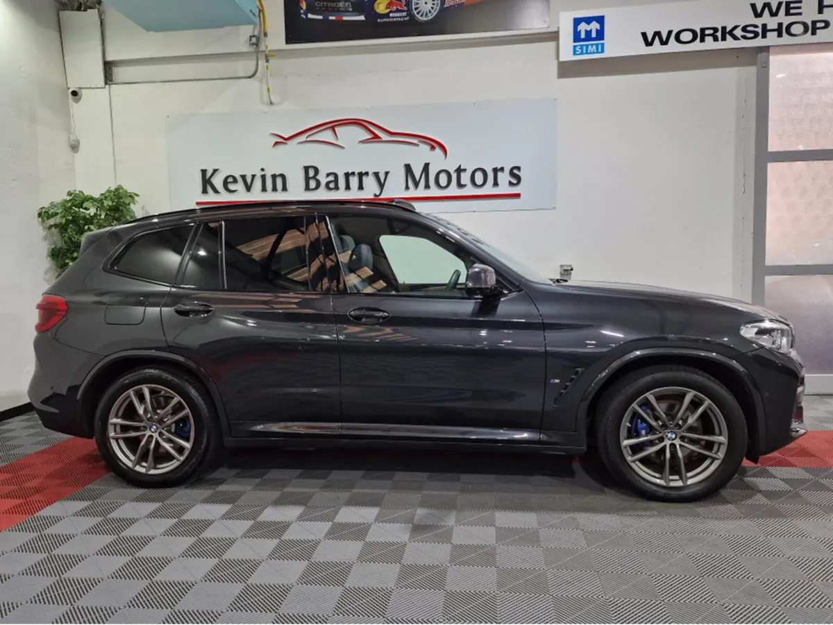 BMW X3 30E M SPORT (PAN ROOF) X-DRIVE AUTOMATIC ** - Image 4