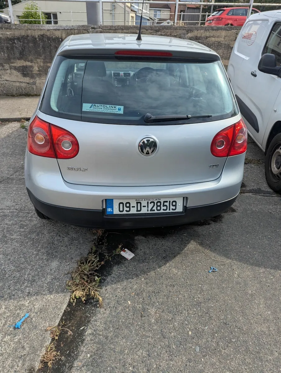 Volkswagen Golf 2009 - Image 4